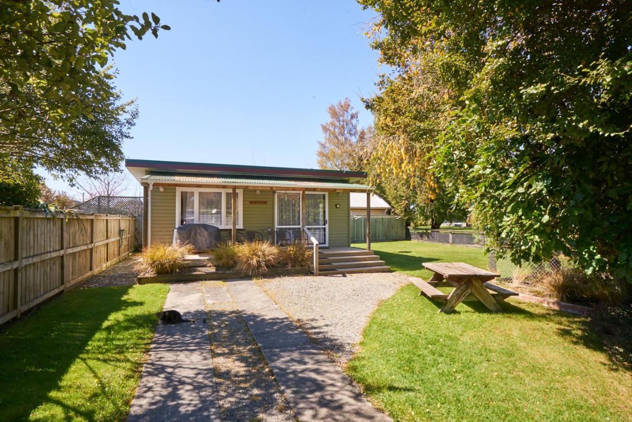 Accommodation Fiordland The Bach - One Bedroom Cottage At 226B Milford Road Te Anau Eksteriør bilde