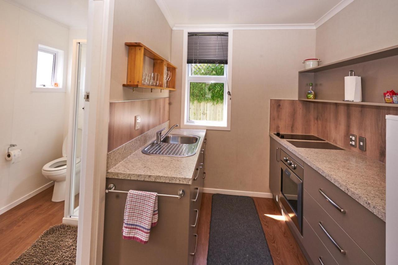 Accommodation Fiordland The Bach - One Bedroom Cottage At 226B Milford Road Te Anau Eksteriør bilde